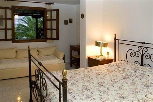 Aparthotel Paros Eden Park Esterno foto